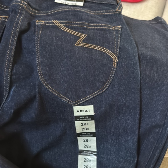 Ariat ultra high rise, wide leg jean - Picture 4 of 5